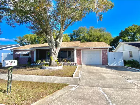 3434 Paloma Dr, Holiday, FL 34690