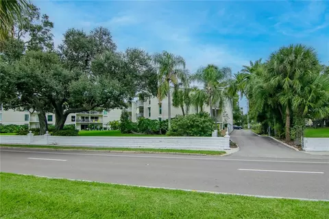 3325 Bayshore Blvd #B33, Tampa, FL 33629