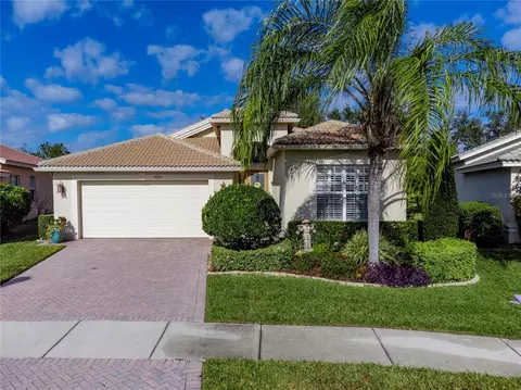 4932 Sandy Brook Cir, Wimauma, FL 33598 photo 1