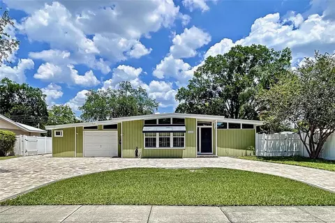 10503 Orange Grove Dr, Tampa, FL 33618