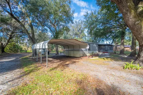 4001 Cork Rd, Plant City, FL 33565