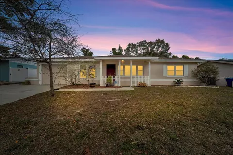 10427 124th Ter, Largo, FL 33773