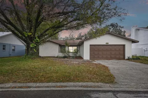 991 Whisper Lake Dr, Winter Haven, FL 33880