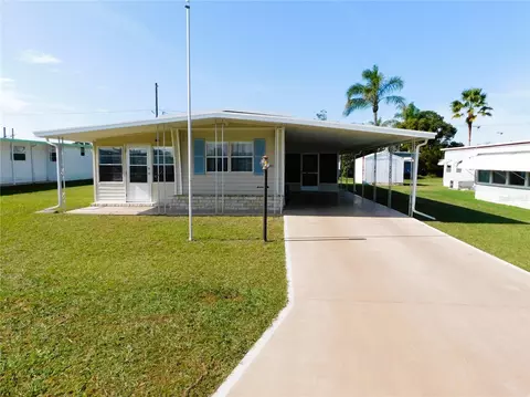 5341 Betty St, Zephyrhills, FL 33542