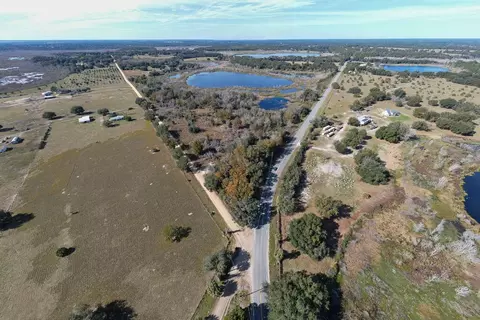 W Lake Yale Road, Umatilla, FL 32784