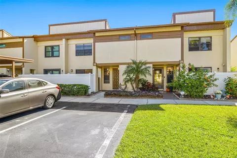 9209 Seminole Blvd #32, Seminole, FL 33772