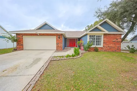 2101 Darlington Oak Dr, Seffner, FL 33584