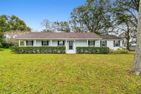 804 N Thomas St, Plant City, FL 33563