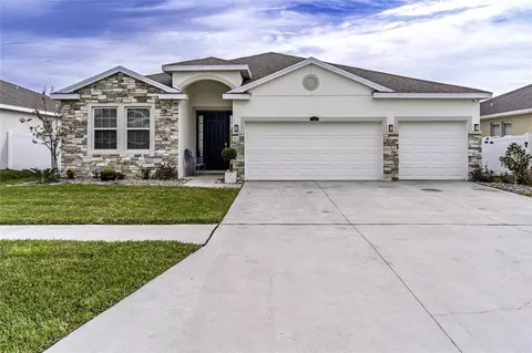 7283 Steer Blade Dr, Zephyrhills, FL 33541