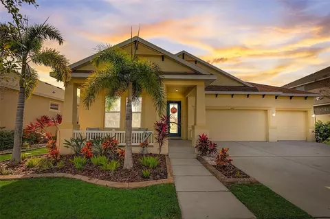 5103 Admiral Pointe Dr, Apollo Beach, FL 33572