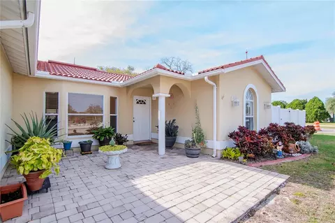 7118 Maplehurst Dr, Port Richey, FL 34668