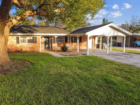 370 16th St NE, Winter Haven, FL 33881