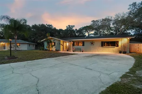 2101 Poinciana Ter, Clearwater, FL 33760