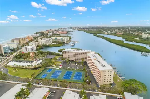 19451 Gulf Blvd #802, Indian Shores, FL 33785