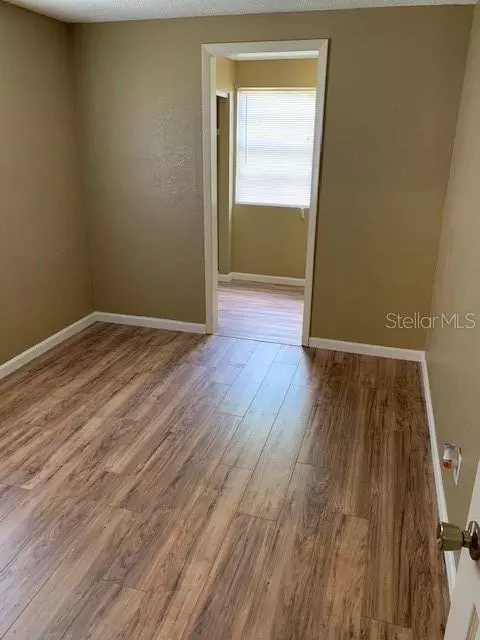 8213 N 17th St, Tampa, FL 33604