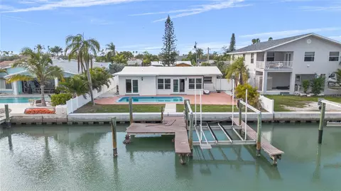 575 Lillian Dr, Madeira Beach, FL 33708