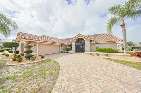 2021 New Bedford Dr, Sun City Center, FL 33573