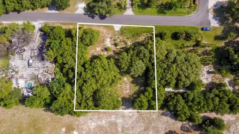 E 2nd Avenue, Deland, FL 32720