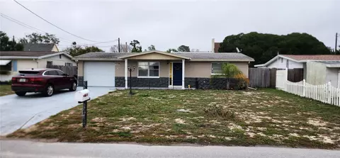 12616 College Hill Dr, Hudson, FL 34667