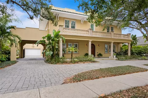 2521 W Sunset Dr, Tampa, FL 33629
