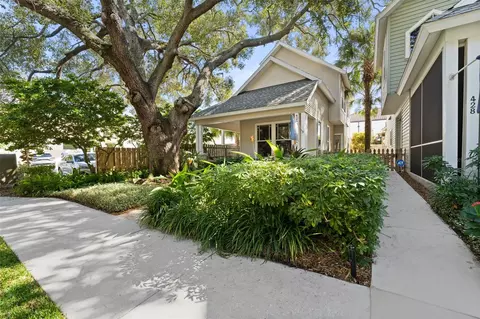 424 N 14th Ave N, Saint Petersburg, FL 33701