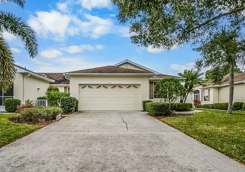 2221 Nantucket Dr #54, Sun City Center, FL 33573