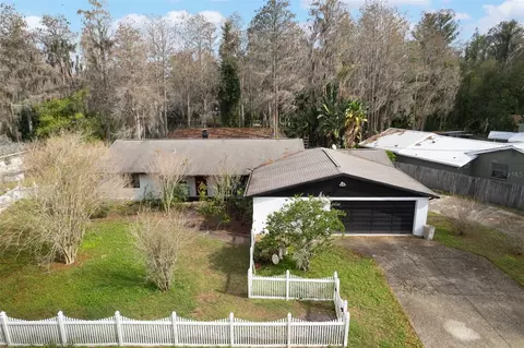 2715 Wilson Cir, Lutz, FL 33548