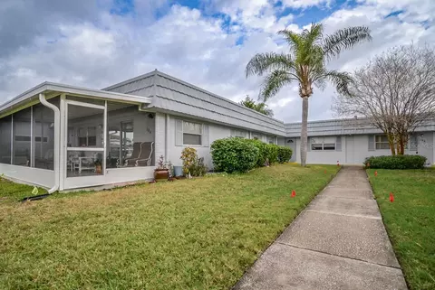 202 Bedford Trl #104, Sun City Center, FL 33573