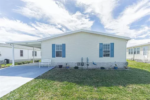 37201 Neukom Ave, Zephyrhills, FL 33541
