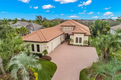 3507 Founders Club Dr, Sarasota, FL 34240