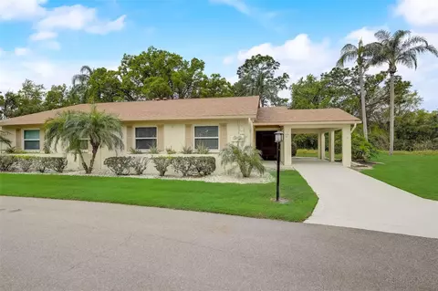 509 Foxglove Cir #B, Sun City Center, FL 33573