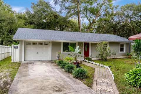 40227 Pretty Redbird Rd, Zephyrhills, FL 33540