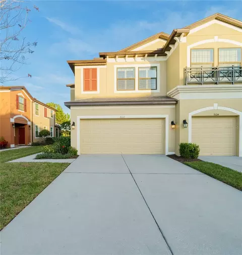 9122 Fox Sparrow Rd, Tampa, FL 33626