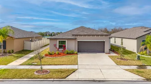 5715 Keaton Springs Dr, Lakeland, FL 33811