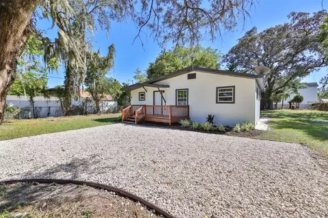 2116 Seaman Rd, Tampa, FL 33612