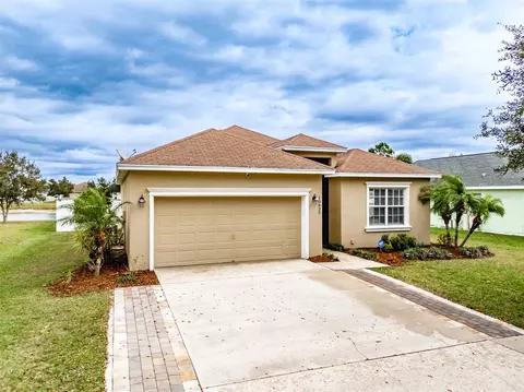 10635 Carloway Hills Dr, Wimauma, FL 33598