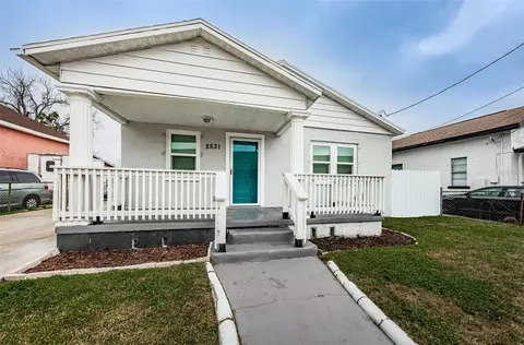 2531 W Green St, Tampa, FL 33607