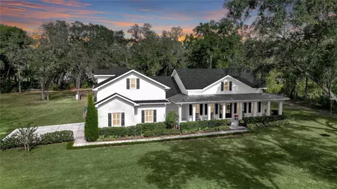 2920 Sunset Ln, Lutz, FL 33559