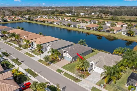 5132 Sierra Falls Ct, Wimauma, FL 33598
