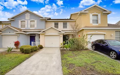 9714 Carlsdale Dr, Riverview, FL 33578