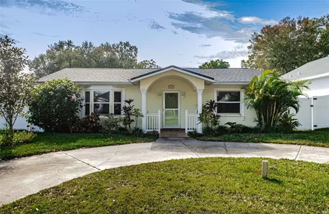 1241 Falcon Dr, Dunedin, FL 34698