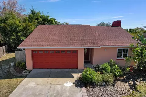 11028 Airview Dr, Tampa, FL 33625