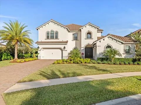18633 Rue Beauvais, Lutz, FL 33558