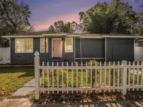 921 E Bougainvillea Ave, Tampa, FL 33612