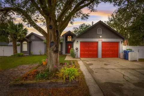 1228 Dockside Dr, Lutz, FL 33559