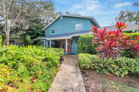8138 Country Club Rd N, Saint Petersburg, FL 33710
