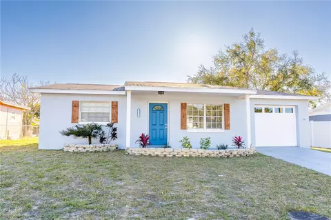 8636 Fox Hollow Dr, Port Richey, FL 34668