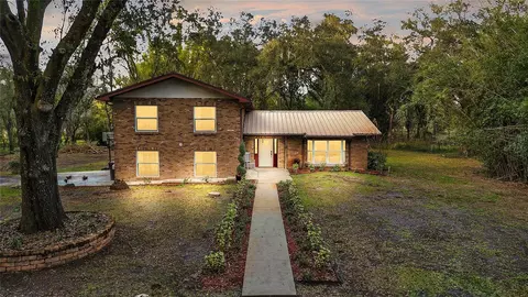 5700 Kelly Rd, Plant City, FL 33565