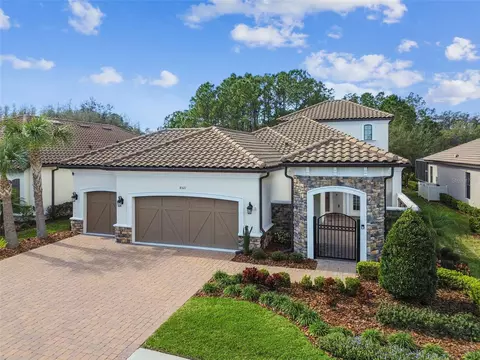 8521 Grand Alberato Rd, Tampa, FL 33647