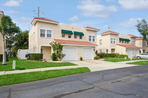 5664 Samter Ct, Tampa, FL 33611